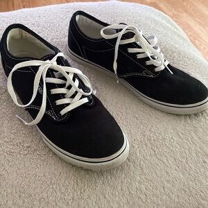 Black vans women’s size 8